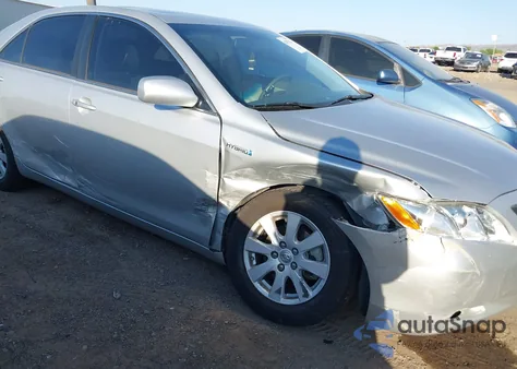 2008 Toyota Camry Hybrid z USA, uszkodzony, nr VIN 4T1BB46K48U049415